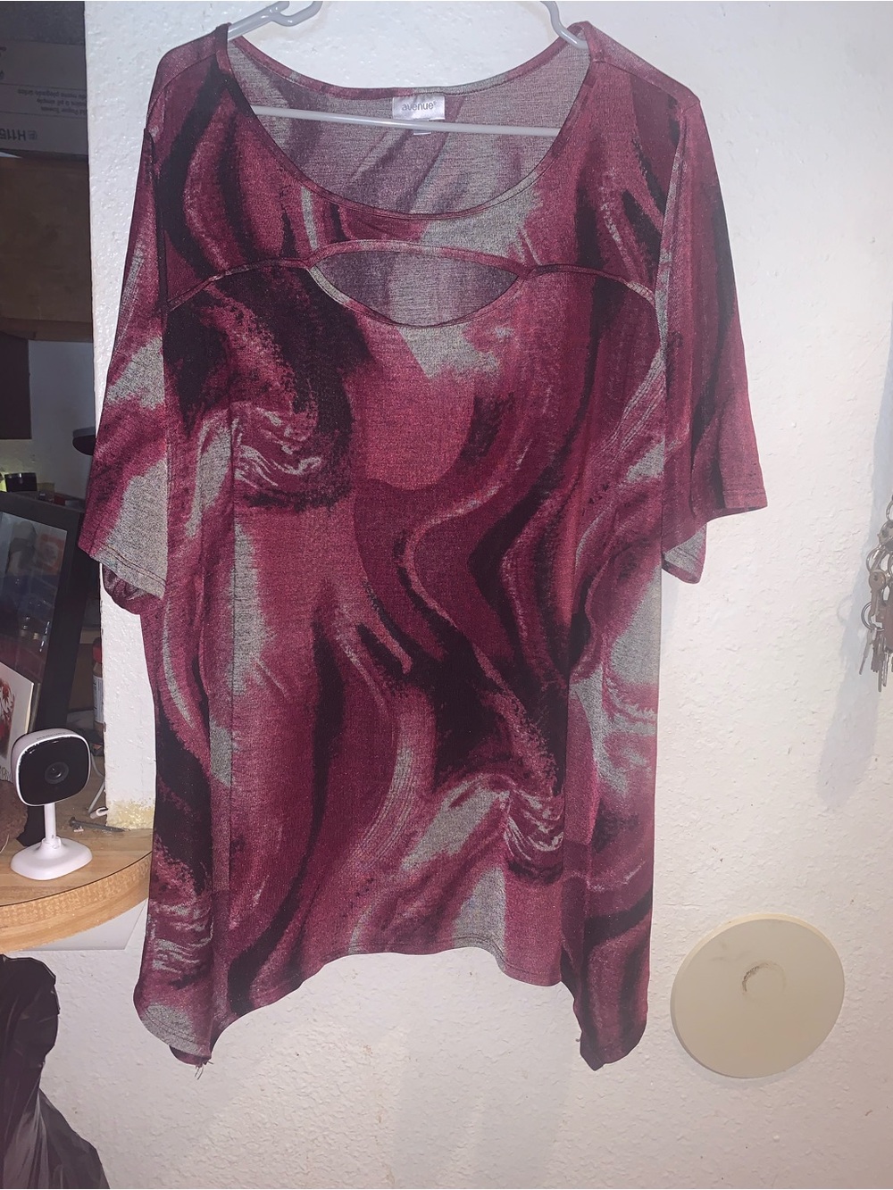 Avenue Burgundy and Black Swirl Short Sleeve Blouse